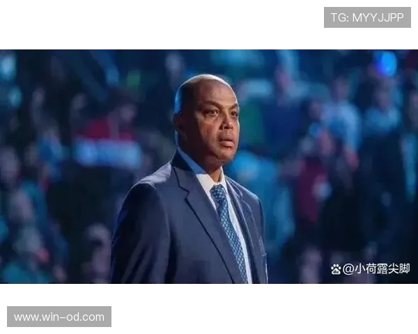 查尔斯·巴克利季后赛内线篮板对比乔丹展现抢篮板关键影响