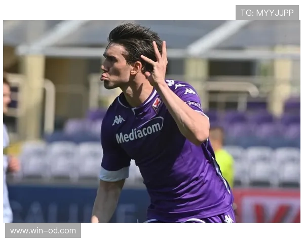 佛罗伦萨巅峰赛季：弗拉霍维奇如何轰出30+进球