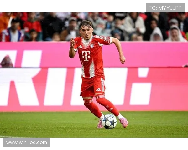 拜仁内部矛盾加剧：主帅与新援冲突暴露球队战术分歧与管理危机