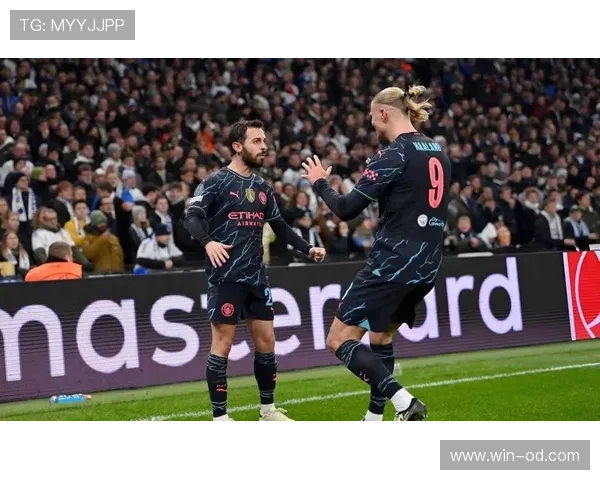 皇马欧冠争冠压力上升，赛事进程与关键战考验逐渐加剧