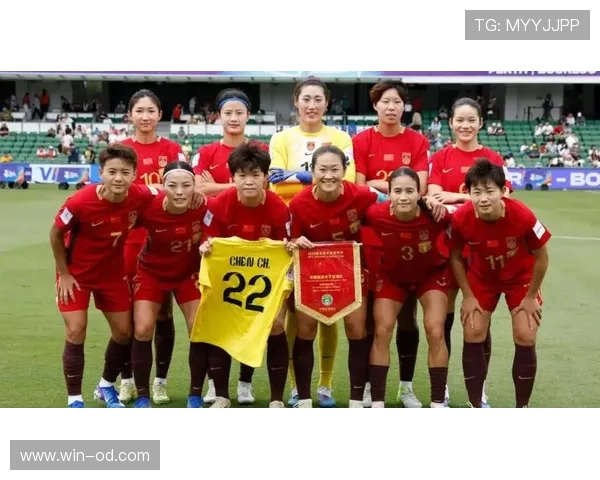 中国女足集训考察新人重点演练高强度攻防转换